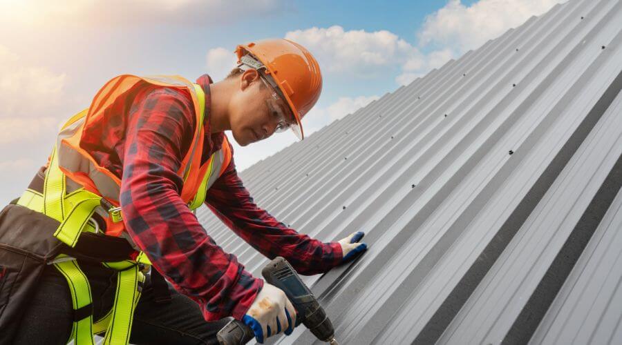 Expert Emergency Roof Repairs services in Breese, IL